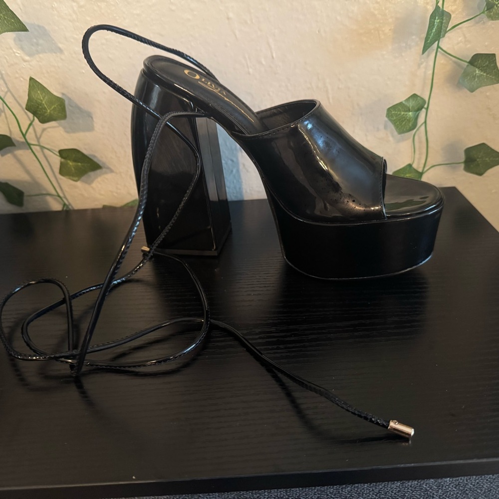 Black Platform Slingback Heels - image 1